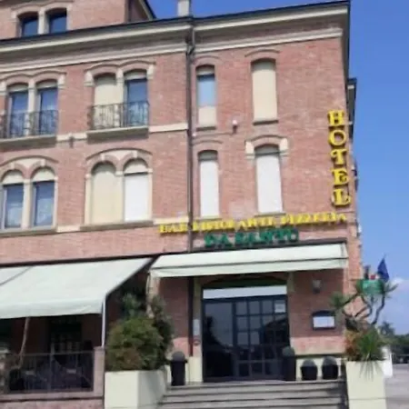 호텔 Da Santo Ristorante Pizzeria 페라라