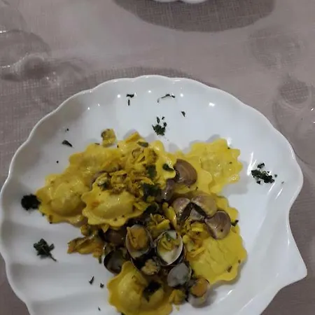 Da Santo Ristorante Pizzeria 호텔 페라라