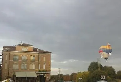 Da Santo Ristorante Pizzeria 호텔 페라라